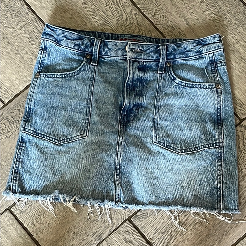 Denim Blue Frayed Hem Skirt